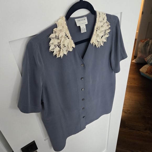 Vintage Preview Collection Blue/Grey Blouse with Cream Lace Collar 100% Silk - Picture 10 of 11